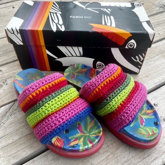 Farm Rio EUC Blue Macaw Crochet Anatomic Platform Slide Sandal with box Size 8 - Picture 8 of 13